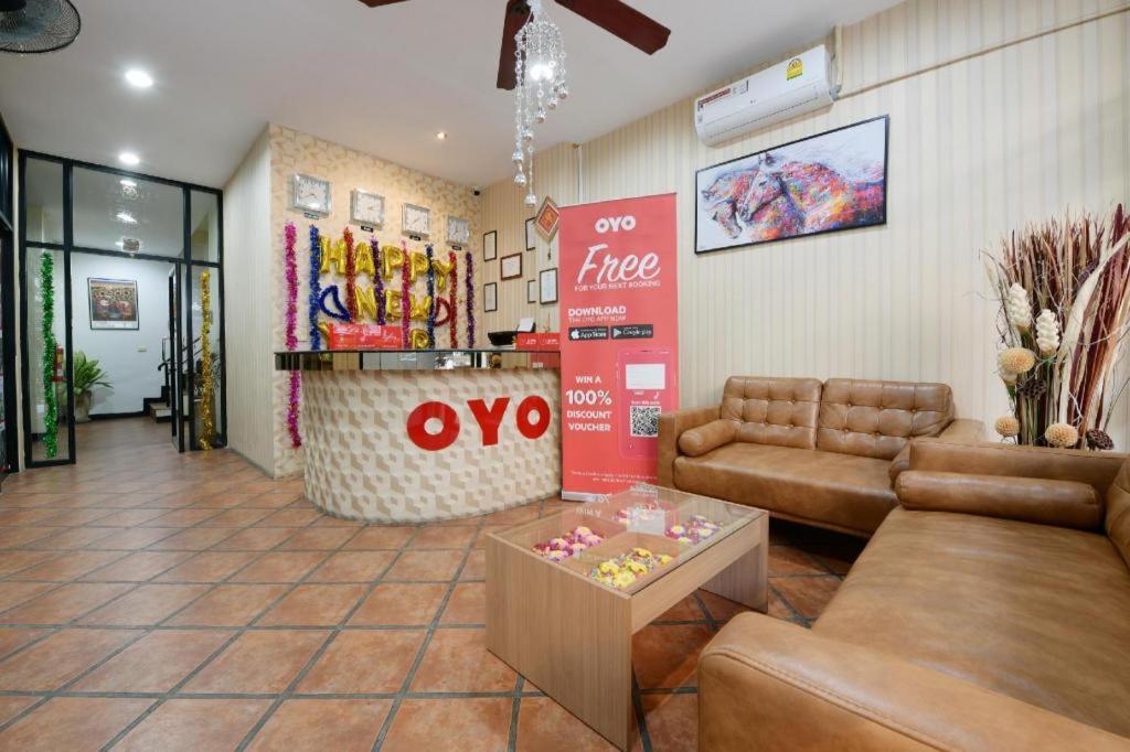 Oyo 520 Pattaya Cantina Exteriör bild